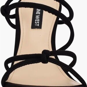 Nine West Women's Black Strappy Sandal
NWOB